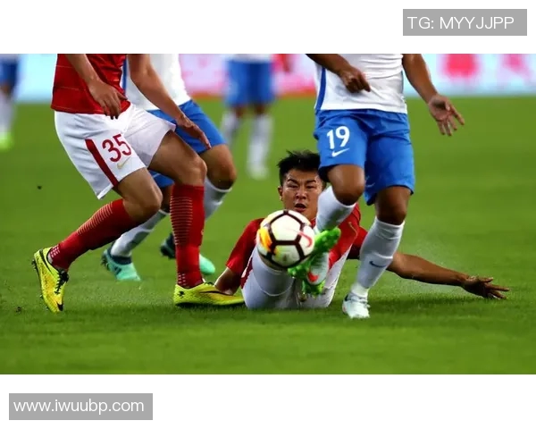 恒大与泰达精彩对决文字直播全程回顾与分析