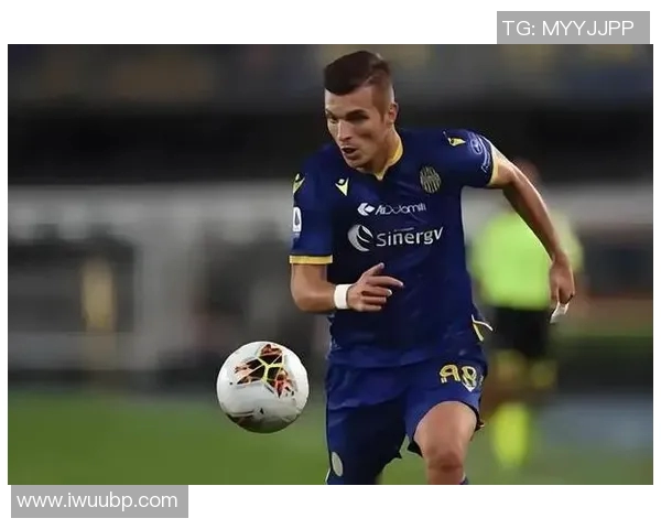 维罗纳主场迎战沙索洛期待精彩对决双方争夺宝贵积分之战