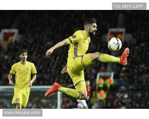 苏维埃之翼与图拉兵的激烈对决揭示足球战术与团队协作的精彩瞬间