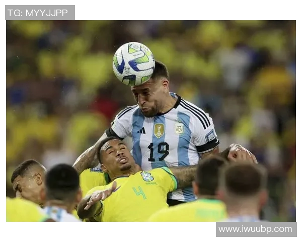 莱昂与阿苏尔的激烈对决展现足球魅力与团队精神的巅峰较量