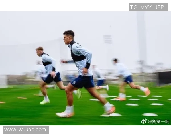 莫斯科迪纳摩队主场迎战乌法球队全力争胜的精彩对决