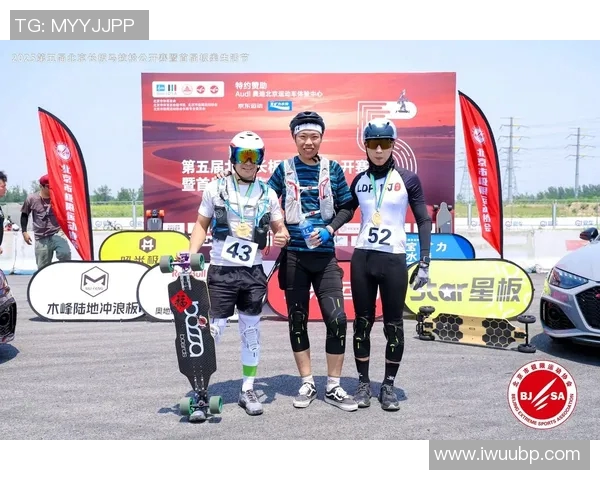 重庆滑板队在马拉松大满贯中的灵活性表现引发热议与思考 重庆滑板队在马拉松大满贯中的灵活性表现引发热议与思考