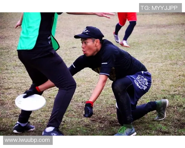 重庆飞盘队的成长历程与极限运动联赛的激情碰撞