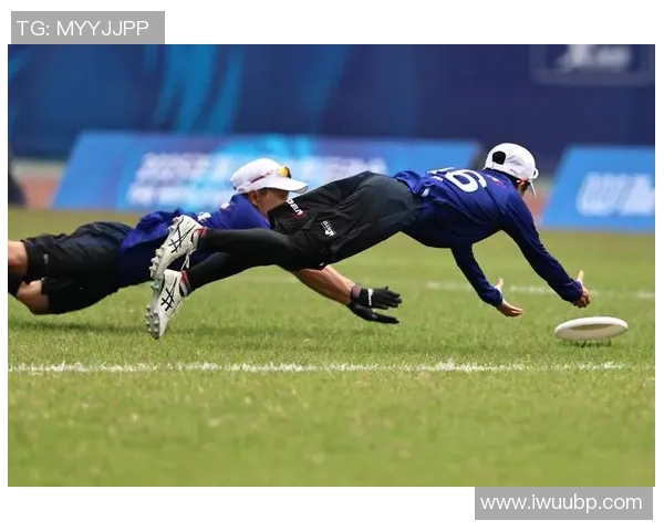 重庆飞盘队与杭州飞盘队赛后分析实力对比与战术解析 重庆飞盘队与杭州飞盘队赛后分析实力对比与战术解析