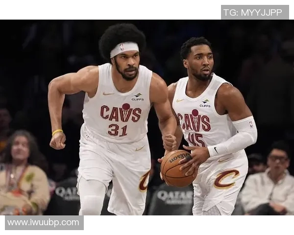 骑士与步行者的对决图标解析与球队历史背景探讨 骑士与步行者的对决图标解析与球队历史背景探讨