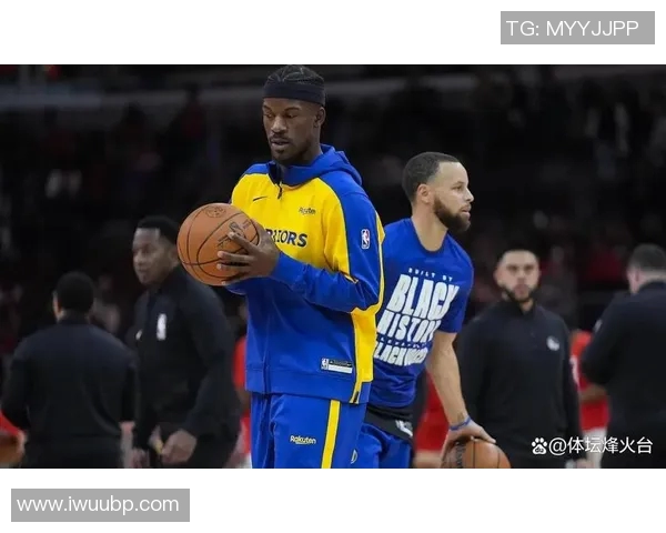 勇士与鹈鹕激战四月末争夺季后赛席位的关键之战